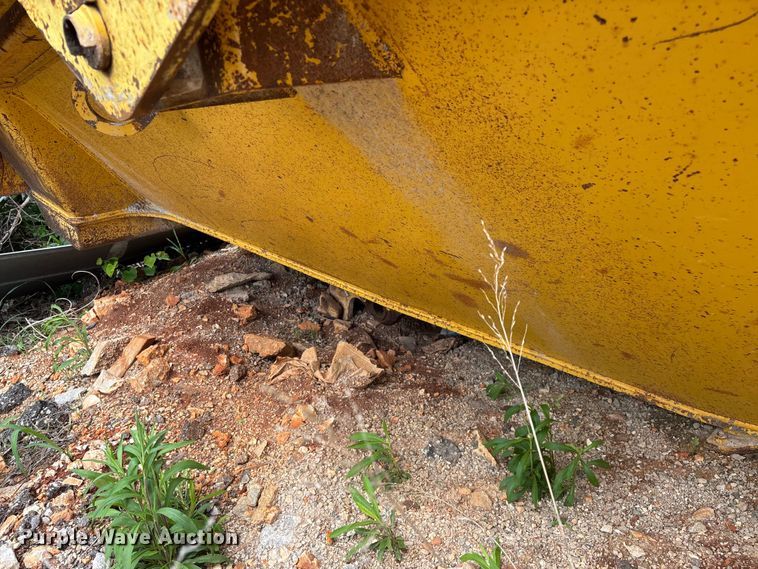 image for item FG0326 Komatsu HM300 haul truck bed