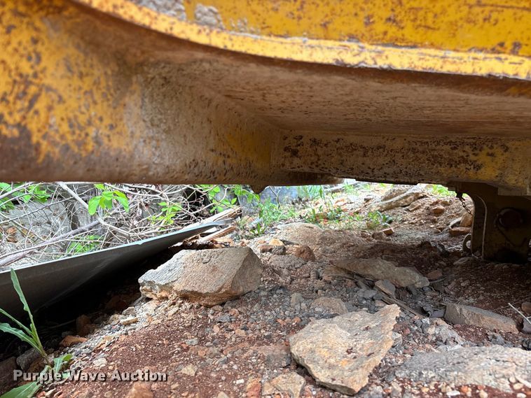 image for item FG0326 Komatsu HM300 haul truck bed