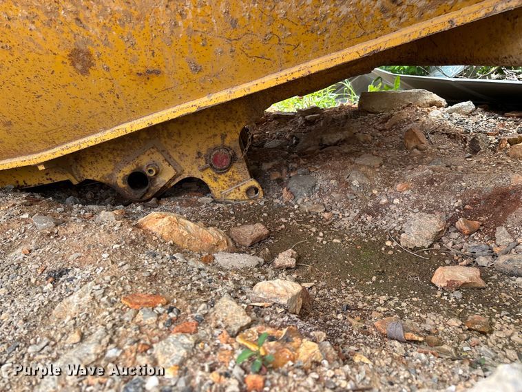 image for item FG0326 Komatsu HM300 haul truck bed