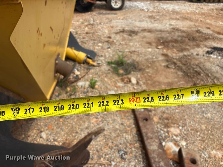 image for item FG0326 Komatsu HM300 haul truck bed