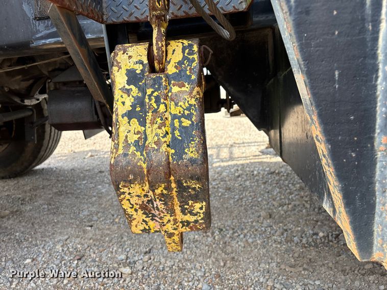 image for item FG0327 Grove 6425G crane truck