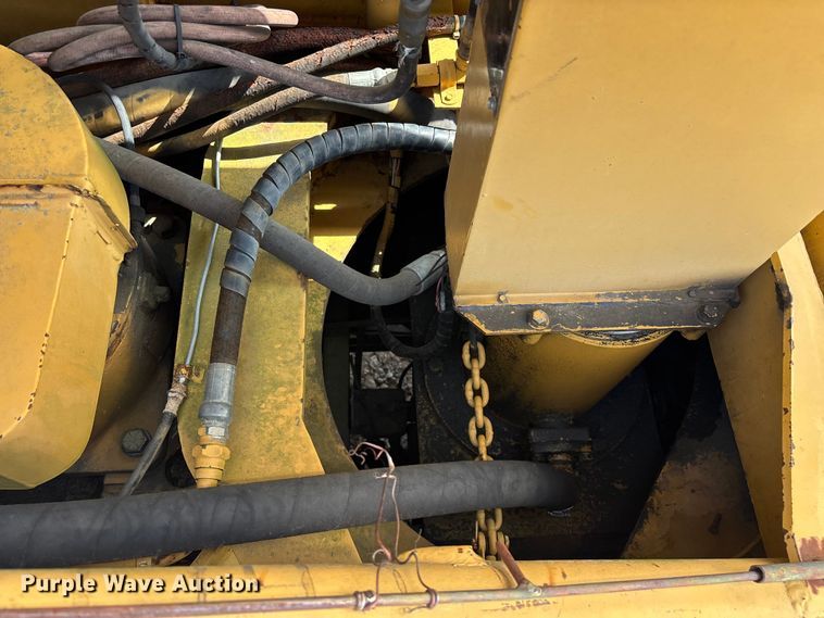 image for item FG0327 Grove 6425G crane truck
