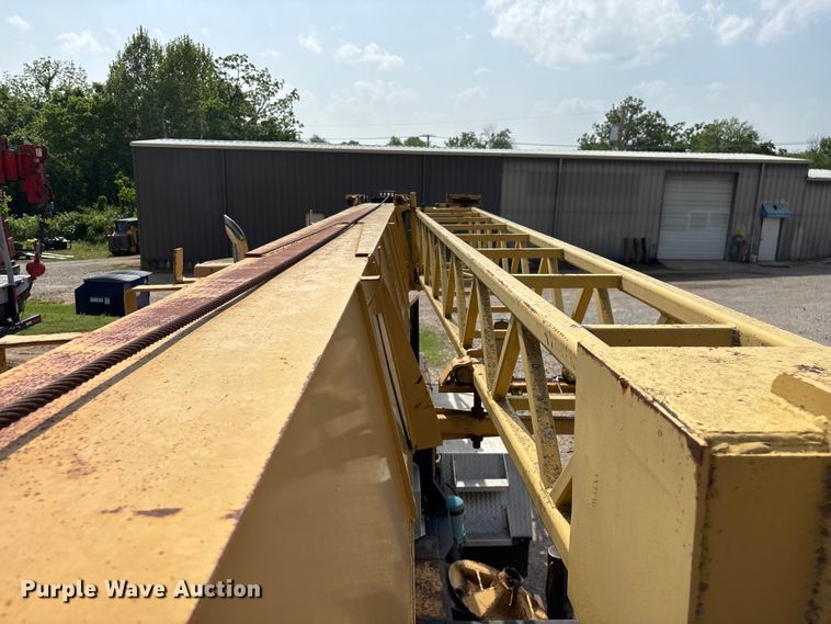 image for item FG0327 Grove 6425G crane truck