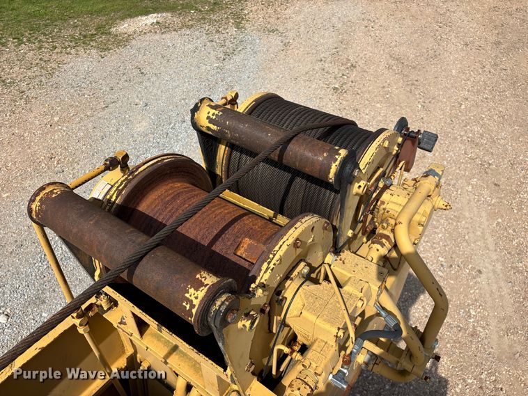 image for item FG0327 Grove 6425G crane truck