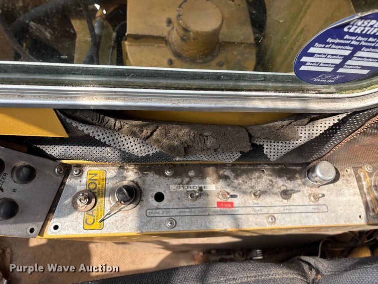 image for item FG0327 Grove 6425G crane truck