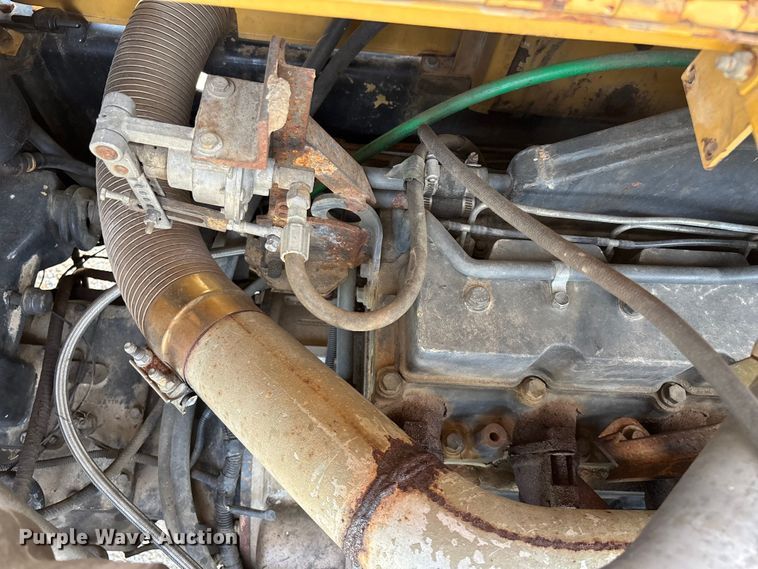 image for item FG0327 Grove 6425G crane truck