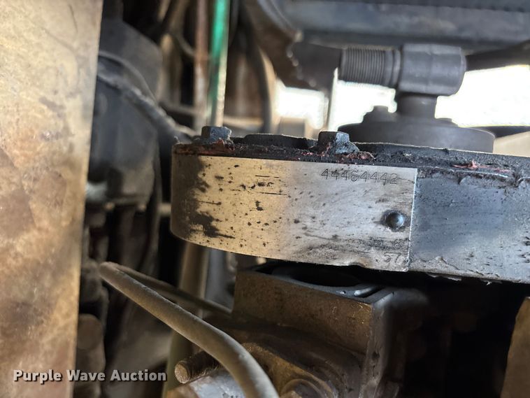 image for item FG0327 Grove 6425G crane truck