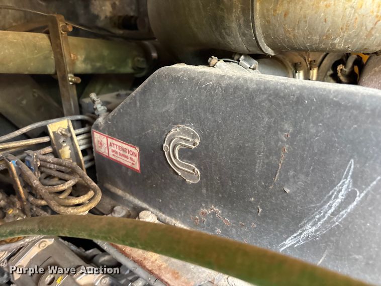 image for item FG0327 Grove 6425G crane truck