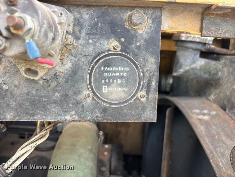 image for item FG0327 Grove 6425G crane truck