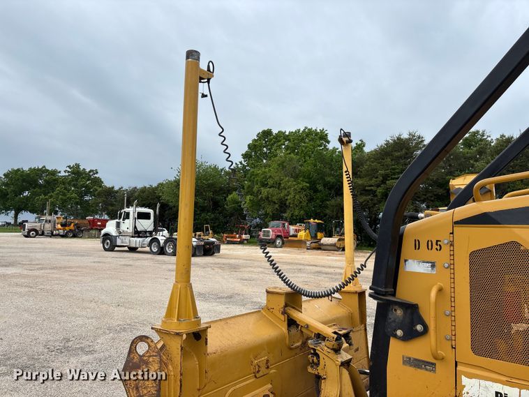 image for item FG0330 2012 Caterpillar D5K XL dozer