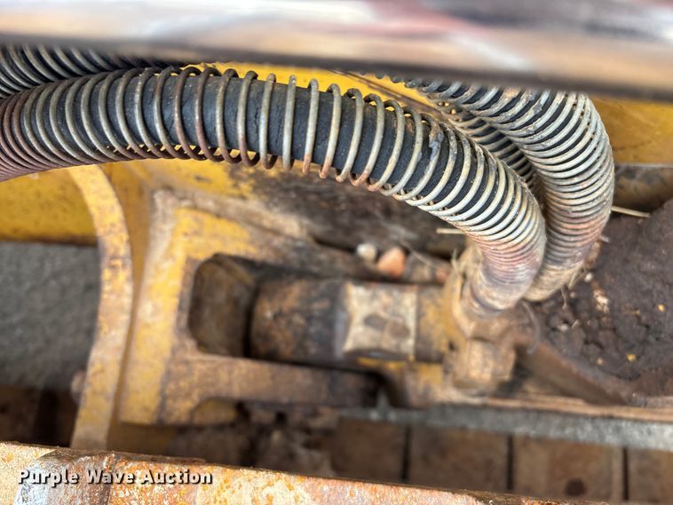 image for item FG0330 2012 Caterpillar D5K XL dozer
