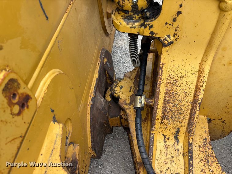 image for item FG0330 2012 Caterpillar D5K XL dozer
