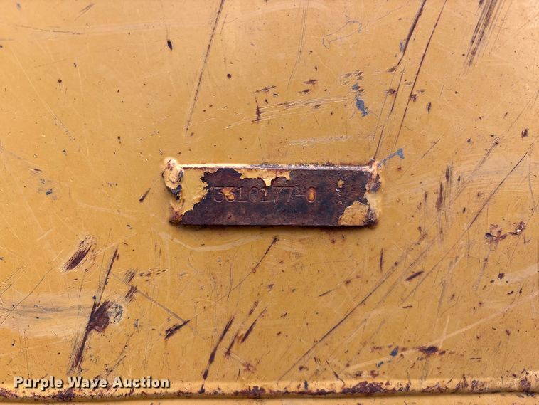 image for item FG0330 2012 Caterpillar D5K XL dozer
