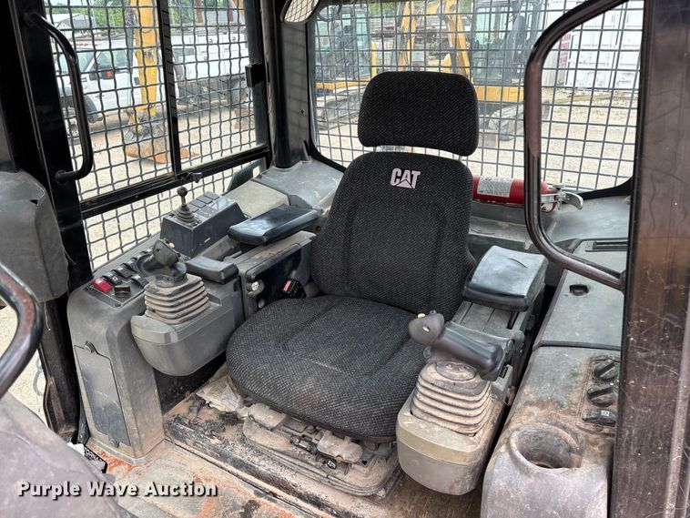 image for item FG0330 2012 Caterpillar D5K XL dozer