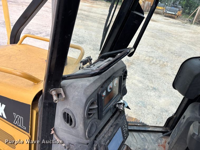 image for item FG0330 2012 Caterpillar D5K XL dozer