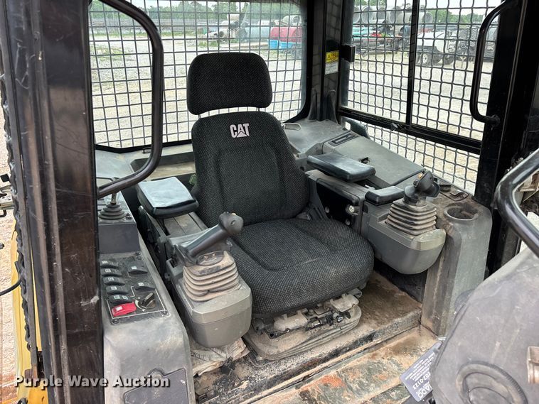 image for item FG0330 2012 Caterpillar D5K XL dozer