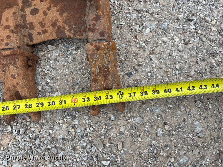 image for item FG0331 2016 Caterpillar 308E2 CR excavator