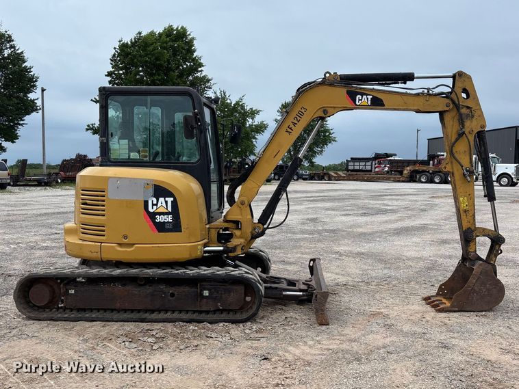 image for item FG0332 2013 Caterpillar 305E CR mini excavator
