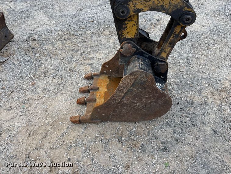 image for item FG0332 2013 Caterpillar 305E CR mini excavator