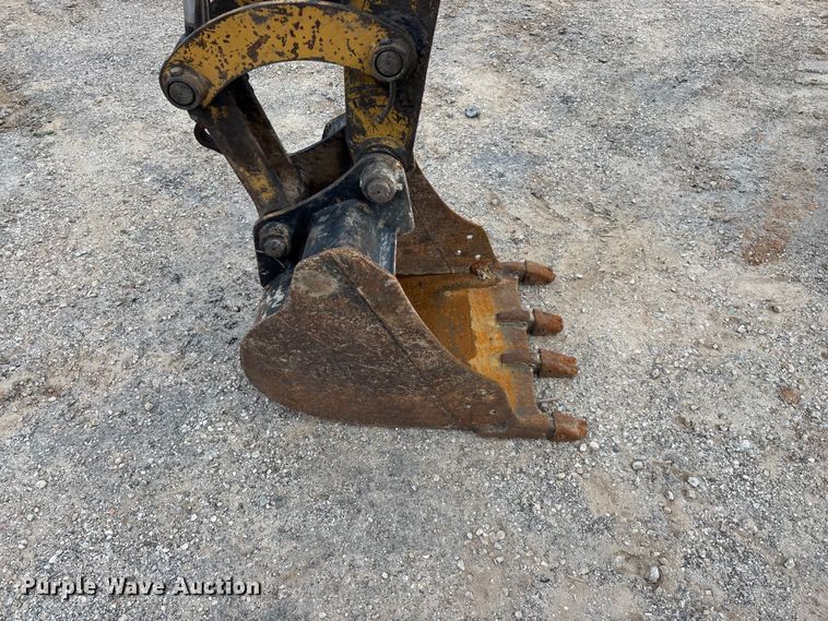 image for item FG0332 2013 Caterpillar 305E CR mini excavator