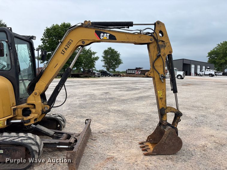 image for item FG0332 2013 Caterpillar 305E CR mini excavator