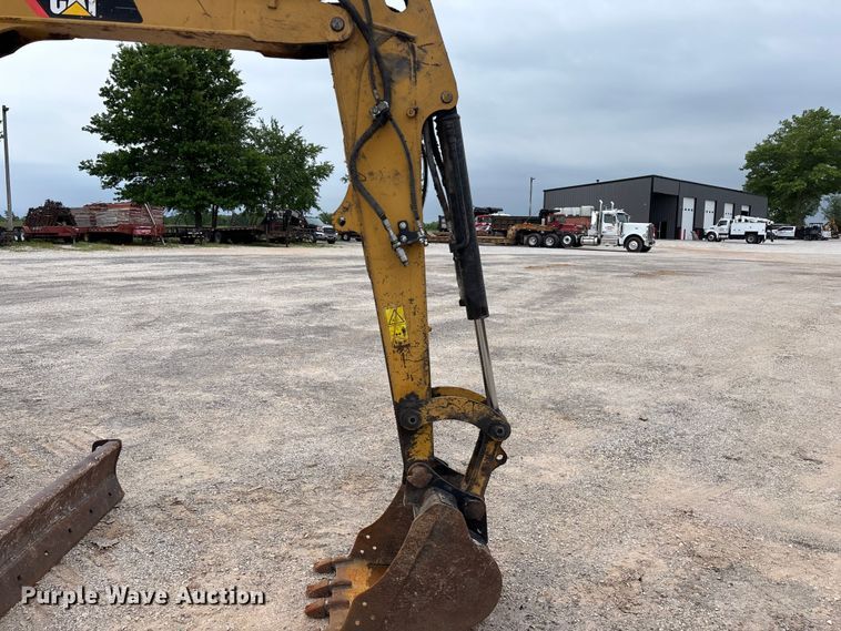 image for item FG0332 2013 Caterpillar 305E CR mini excavator