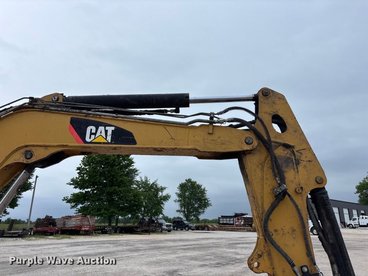 image for item FG0332 2013 Caterpillar 305E CR mini excavator