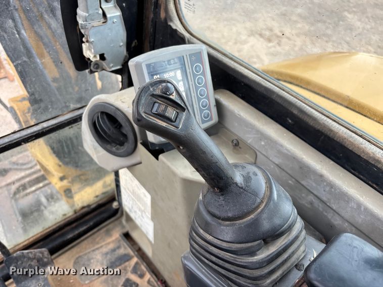 image for item FG0332 2013 Caterpillar 305E CR mini excavator