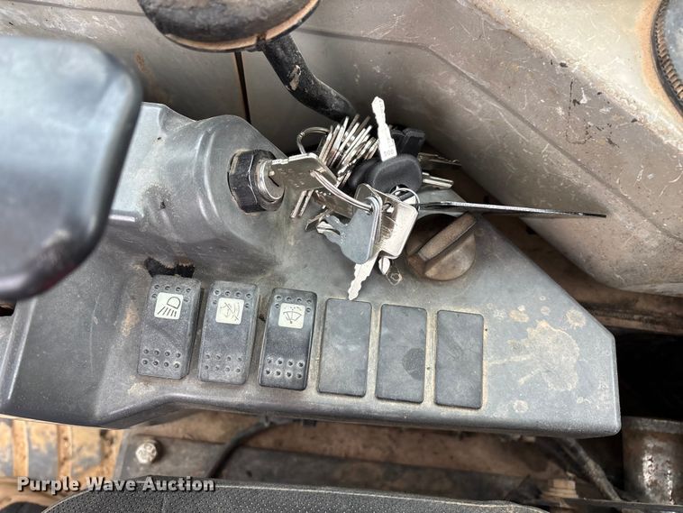 image for item FG0332 2013 Caterpillar 305E CR mini excavator