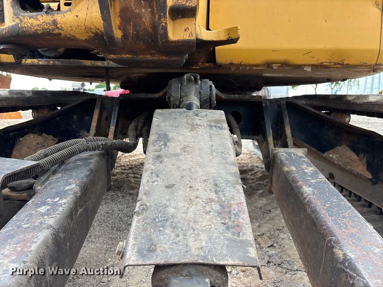 image for item FG0332 2013 Caterpillar 305E CR mini excavator