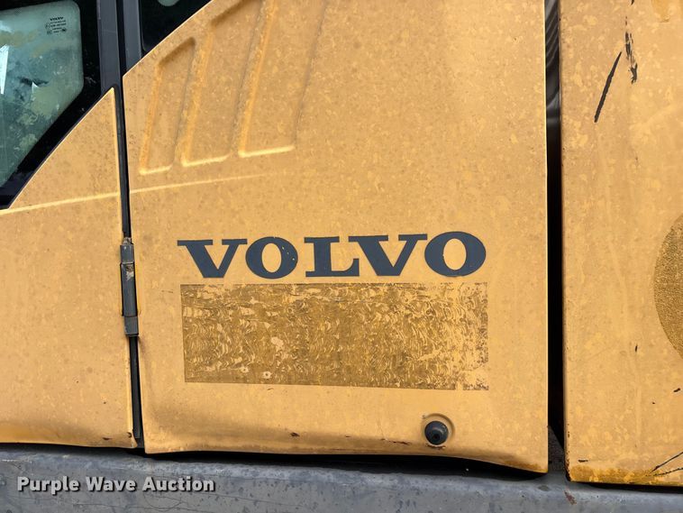 image for item FG0336 2008 Volvo EC210CL excavator