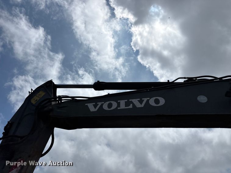 image for item FG0336 2008 Volvo EC210CL excavator