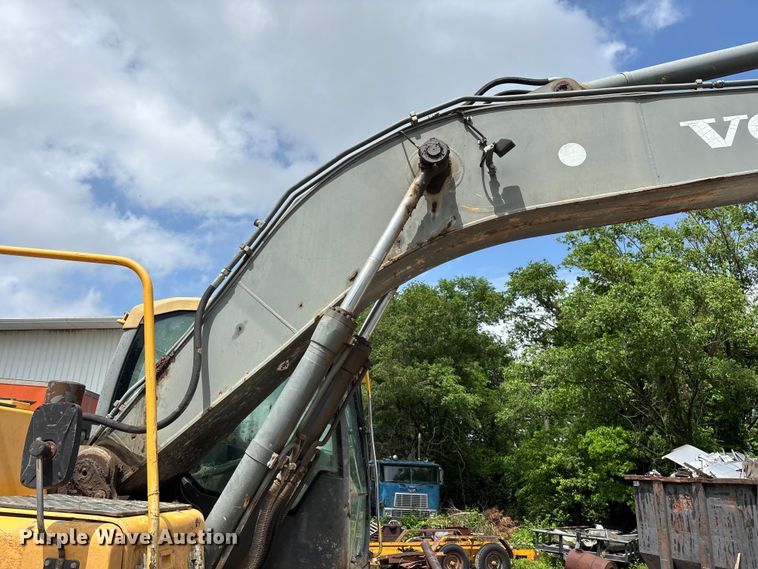image for item FG0336 2008 Volvo EC210CL excavator