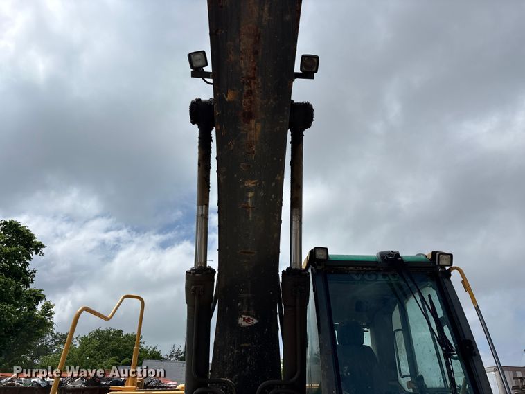image for item FG0336 2008 Volvo EC210CL excavator