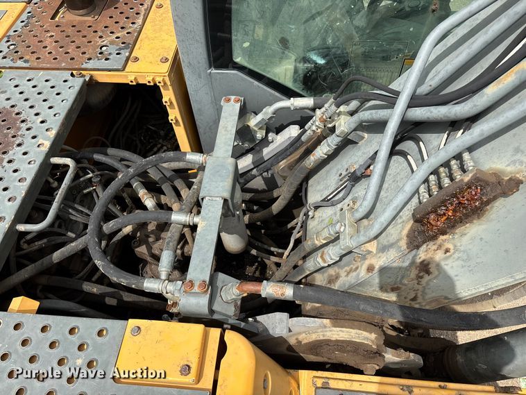 image for item FG0336 2008 Volvo EC210CL excavator
