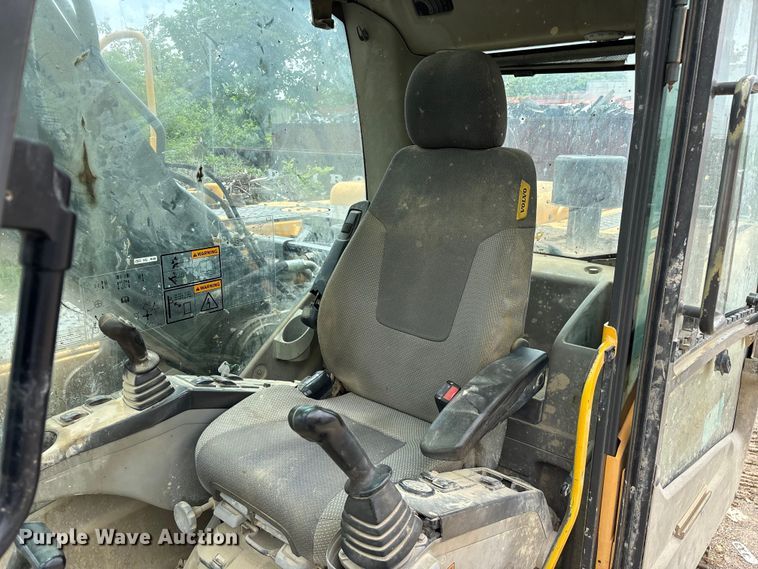 image for item FG0336 2008 Volvo EC210CL excavator