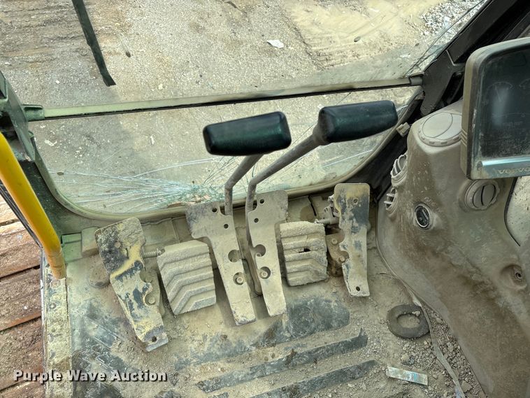 image for item FG0336 2008 Volvo EC210CL excavator