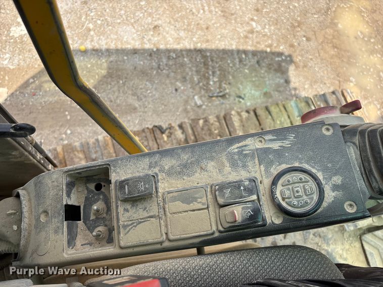 image for item FG0336 2008 Volvo EC210CL excavator