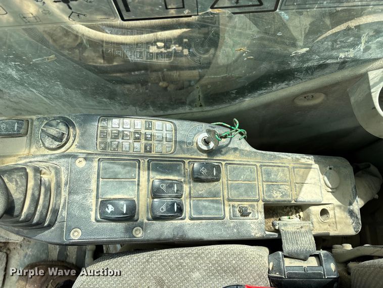 image for item FG0336 2008 Volvo EC210CL excavator