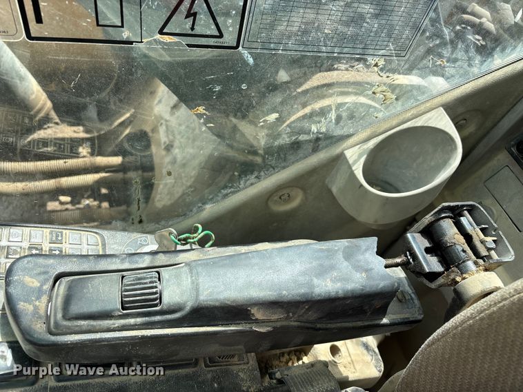 image for item FG0336 2008 Volvo EC210CL excavator