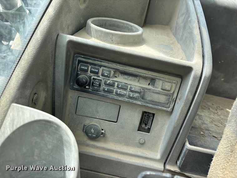 image for item FG0336 2008 Volvo EC210CL excavator
