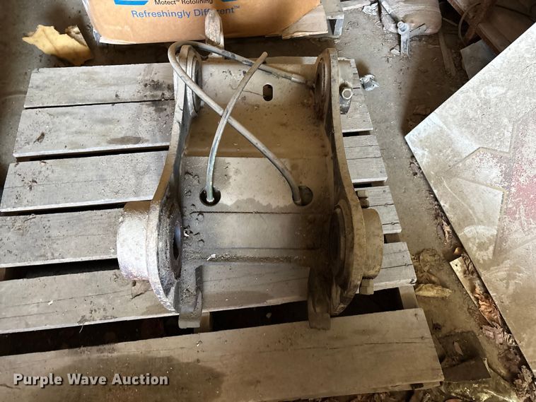 image for item FG0336 2008 Volvo EC210CL excavator