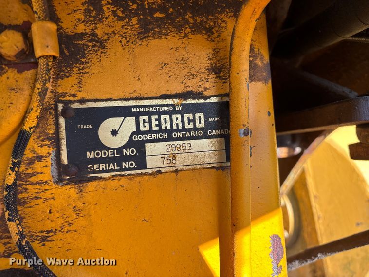 image for item FG0337 1986 Champion 710A motor grader