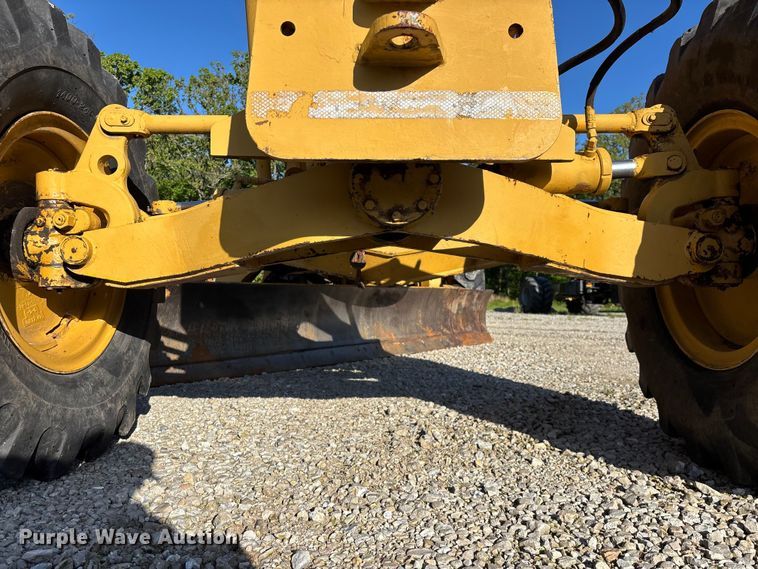 image for item FG0337 1986 Champion 710A motor grader