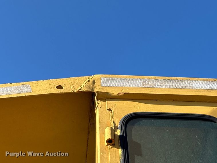image for item FG0337 1986 Champion 710A motor grader