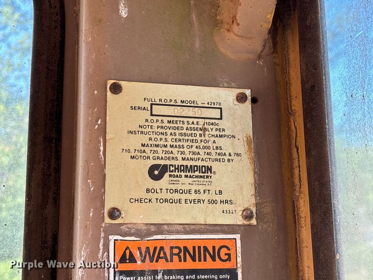 image for item FG0337 1986 Champion 710A motor grader