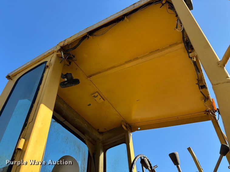 image for item FG0337 1986 Champion 710A motor grader