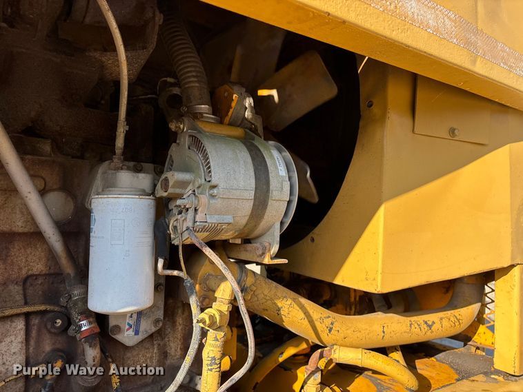 image for item FG0337 1986 Champion 710A motor grader