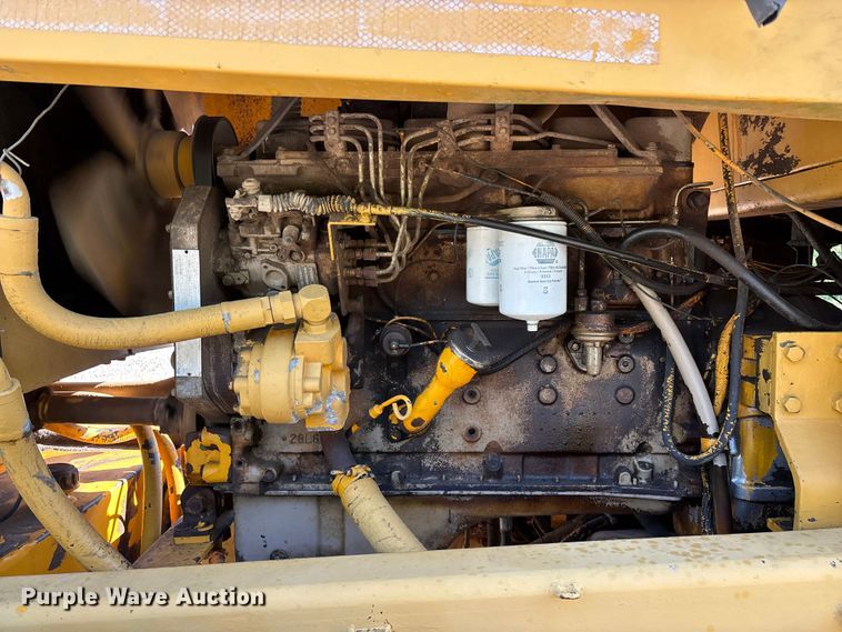 image for item FG0337 1986 Champion 710A motor grader