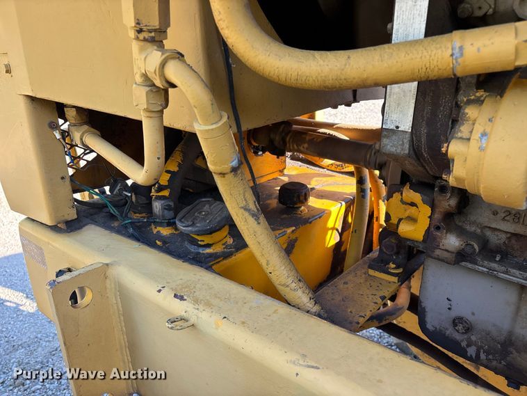 image for item FG0337 1986 Champion 710A motor grader